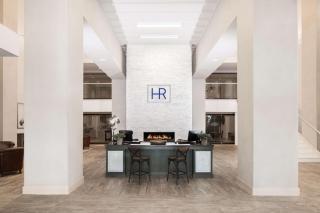 Hotel Renovo Des Moines Urbandale,Tapestry Collection Hilton - Urbandale - 9