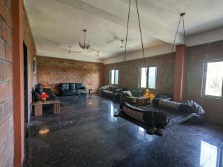 Spacious farmhouse - Vikārābād - 8