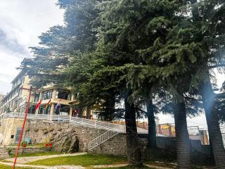 LOKAL Rooms x Murree Valley View - Murree - 8