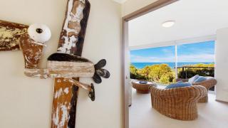 A Scenic Beach House - All Linen & Wifi Included - 4