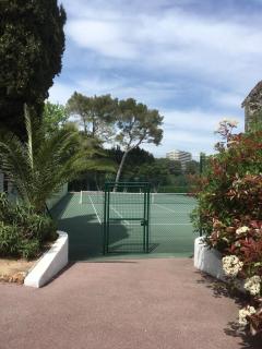 Air-conditioned house in residence with swimming pool and tennis court - Villeneuve-Loubet - 3