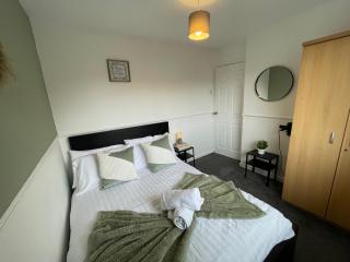 Redcroft Green 3 Bdrm Sleeps 5 Quiet Residental Area - Newcastle upon Tyne - 4