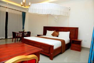 Fort Breeze Hotel - Fort Portal - 1