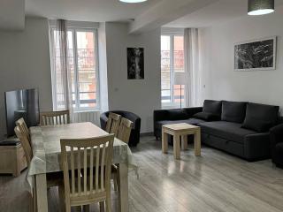 Appartement spacieux au cœur de Cauterets, 6 pers, 3 pièces, tout équipé, proche station et parking - FR-1-234-94 - 0