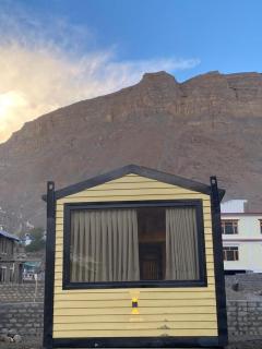 YELLOW HOTELS & COTTAGES - Kaza - 9