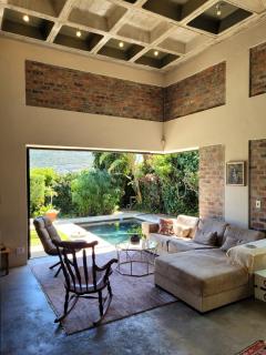 LA HACIENDA - MODERN, BRIGHT, STYLISH House with Private Pool - 9