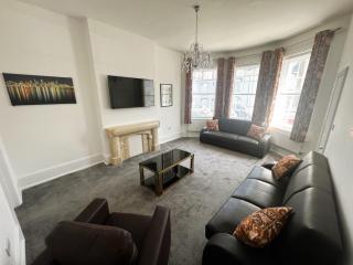 George Street House - 9