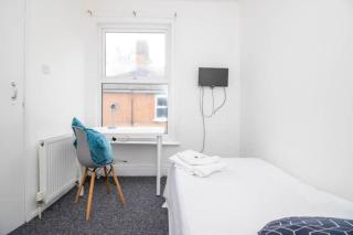 Pebbles guest house - Southampton - 4