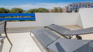 Duquesa Suites 305 - 2