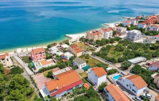 Stunning Home In Slatine With Kitchen - Slatine - 9