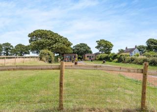 Calvesland Hideaway - 2