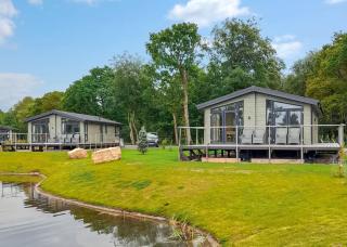 Lakeside Luxury Lodges - Thorney - 8