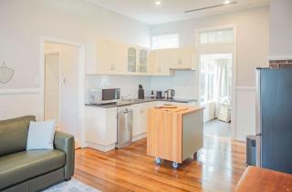 Cottage on Dangar - Armidale - 5