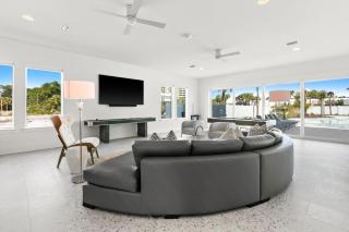 Whiskey Beach House A Luxurious Retreat - Destin - 1