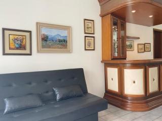 B916 - Apto 03 quartos para 7 pessoas perto do mar - 0