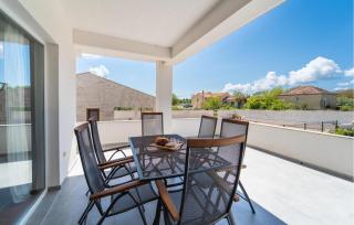 Cozy Home In Glavica With Kitchen - Donje Raštane - 9