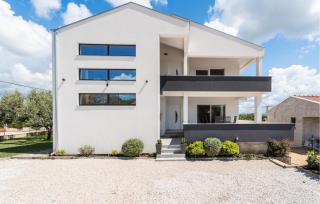 Cozy Home In Glavica With Kitchen - Donje Raštane - 8
