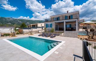 Nice Home In Rovanjska - 9