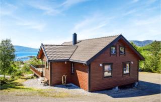 Awesome Home In Nedstrand With Wifi - 0