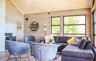 Awesome Home In Nedstrand With Wifi - 7