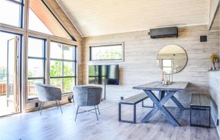 Awesome Home In Nedstrand With Wifi - 6