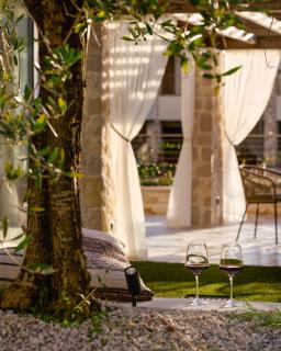 SalvatoreHomes - Luxury in the Centre of Bardolino with Private Jacuzzi & Direct Access to Infinity Pool - Casa Olivia - a 5 Star Luxury Collection at Lake Garda - 7