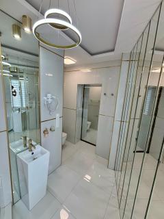 Apartament "Gold Luxury Dubai" Centrum z dużą wanną dla Dwojga - Gniezno - 2