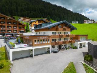 Hotel Garni Krumbach - Damüls - 0