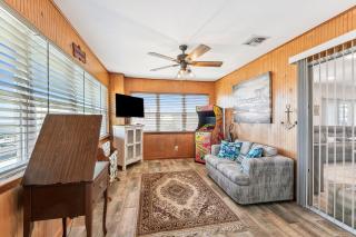 Port Sulphur Retreat with 2 Balconies and Bayou Access - 2