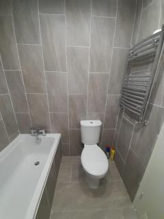 Contemporary and Spacious home - Cardiff - 4