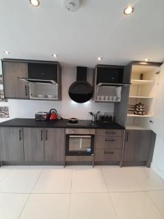 Contemporary and Spacious home - Cardiff - 2