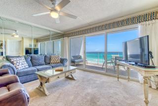 Beach House Condominiums A403 - Beachfront with Pool, WiFi, & Beach Service - Destin - 6