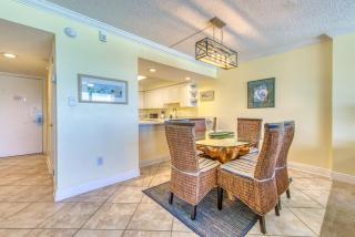 Beach House Condominiums A403 - Beachfront with Pool, WiFi, & Beach Service - Destin - 2