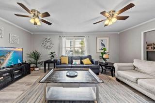 Blue Haven with Pool - 5