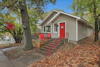Little Red-Easy 1 2 Mi walk to UofA Campus - Fayetteville - 0