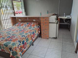 Suíte ampla com ar condicionado - 5