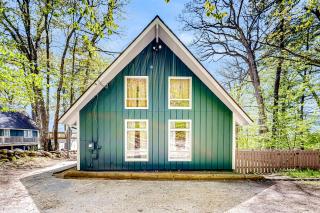 Lakeside Lullaby - 9