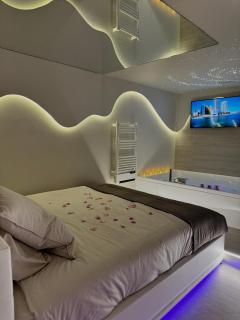 SPA PRIVATIF - LOVE ROOM LUXE - PROCHE DISNEY - Marles-en-Brie - 2