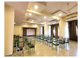Hotel Lalit inn - 2