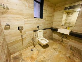 Hotel Lalit inn - 6