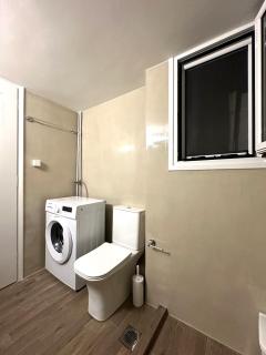 Stylish Downtown Apartment - 3