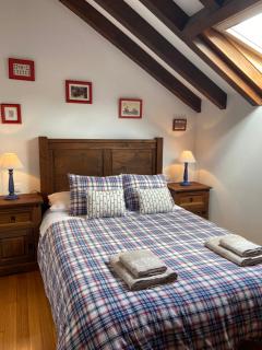 PRECIOSO CHALET JUNTO A POTES CON PISCINA-4 Hab,3 Baños - 5