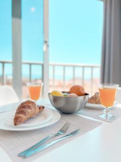 Palm Beach Aparment Sea Views - Torremolinos - 9