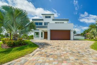 5 Mi to Beach Luxe Home with Spa in Cape Coral! - Cape Coral - 9