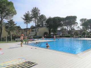 Azzurro Via Livenza 1 - 5