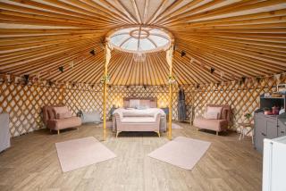 Glamp and Tipple Ltd - 6