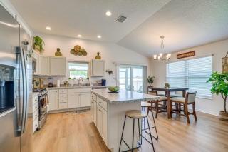 Furnished Lanai & Golf Cart: The Villages Home! - 2