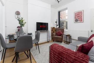 Clapham House - Air Host & Stay - Anfield - 4 Bedrooms - Liverpool - 9
