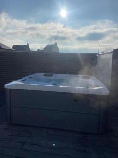 Jolie maison avec piscine et Spa - 1