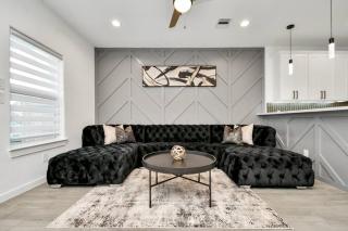 Grand Luxé Retreat - Sleeps 8 - Free Parking - Med Center & NRG - Houston - 0